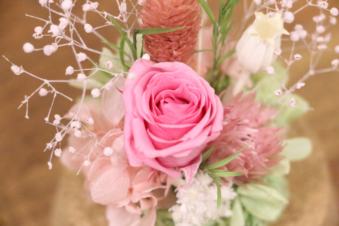 バラの保存方法完全ガイド|自分で安く仕上げる方法からプロに依頼する方法をご紹介