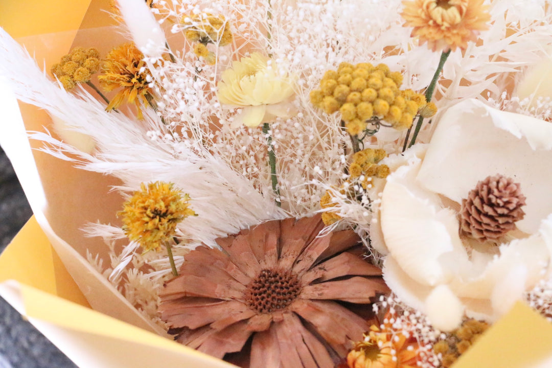 黄色のドライフラワーの花束 Lサイズ(パームフラワー入り) 8,000円