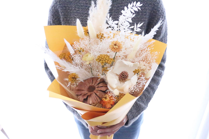 黄色のドライフラワーの花束 Lサイズ(パームフラワー入り) 8,000円