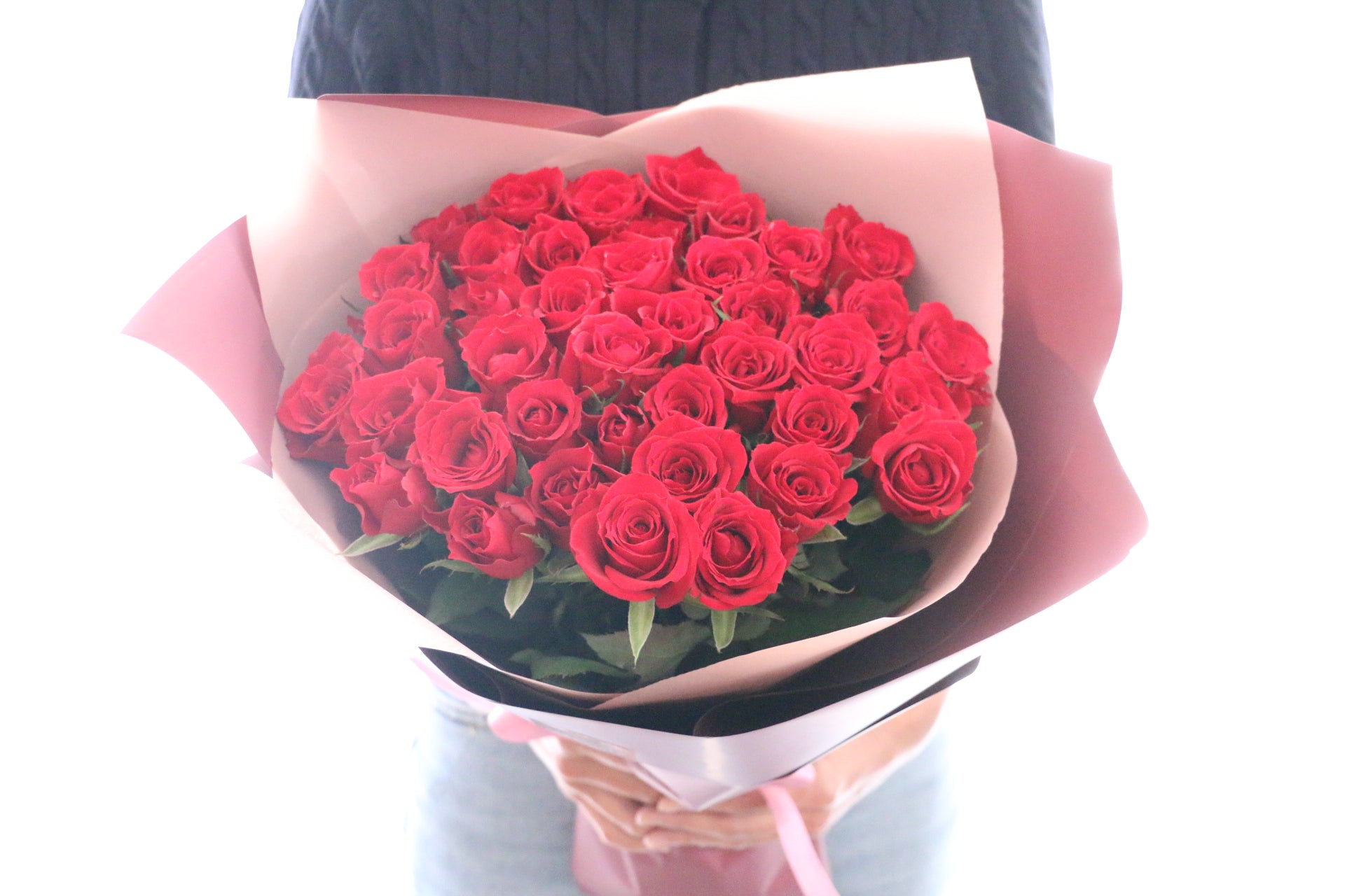 赤い薔薇　ミクストメディア　ホワイト額入り お好きな本数を選べる 赤バラの花束【LLサイズ】 国産 到着日