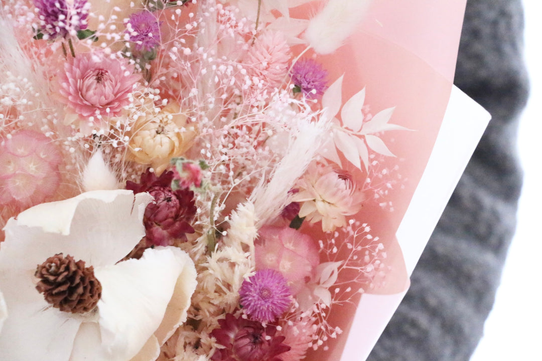 ピンク色のドライフラワーの花束 Lサイズ(パームフラワー入り) 8,000円