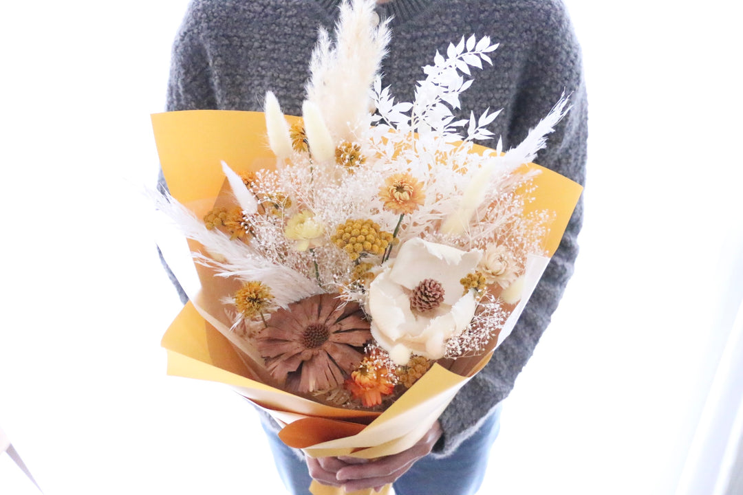 黄色のドライフラワーの花束 Lサイズ(パームフラワー入り) 8,000円