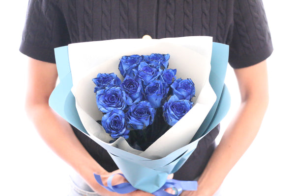 12本の青いバラの花束-私の妻になってください