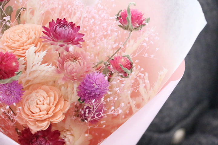 ピンク色のドライフラワーの花束 Sサイズ 3,000円