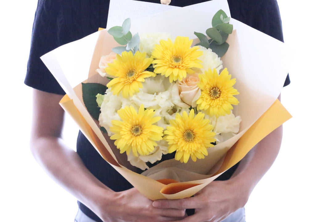 黄色ガーベラ入りの花束 Lサイズ