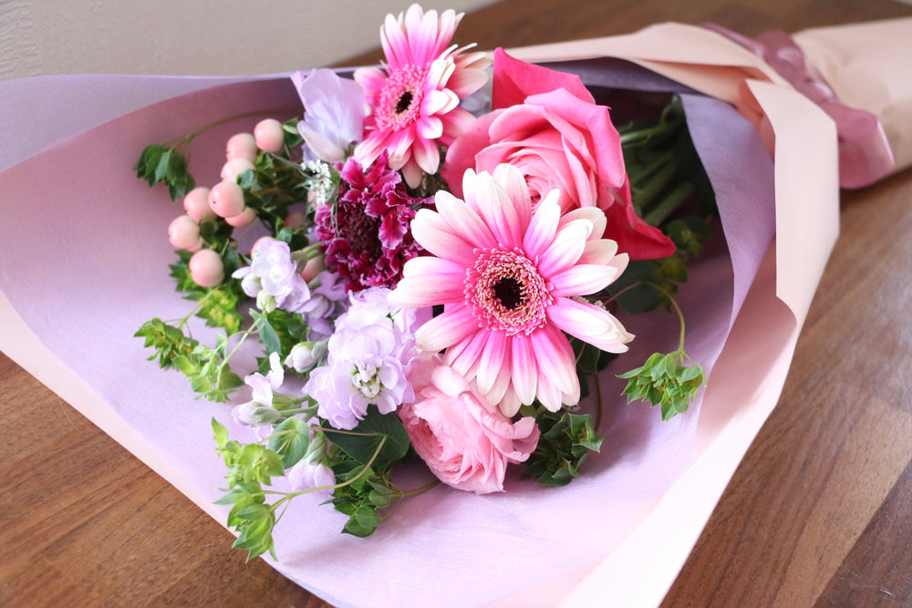 紫・ピンクの花束 4,000円サイズ