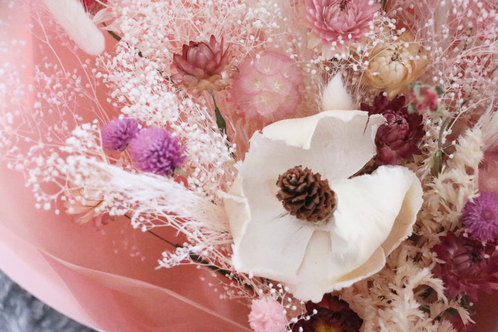 ピンク色のドライフラワーの花束 Lサイズ(パームフラワー入り) 8,000円