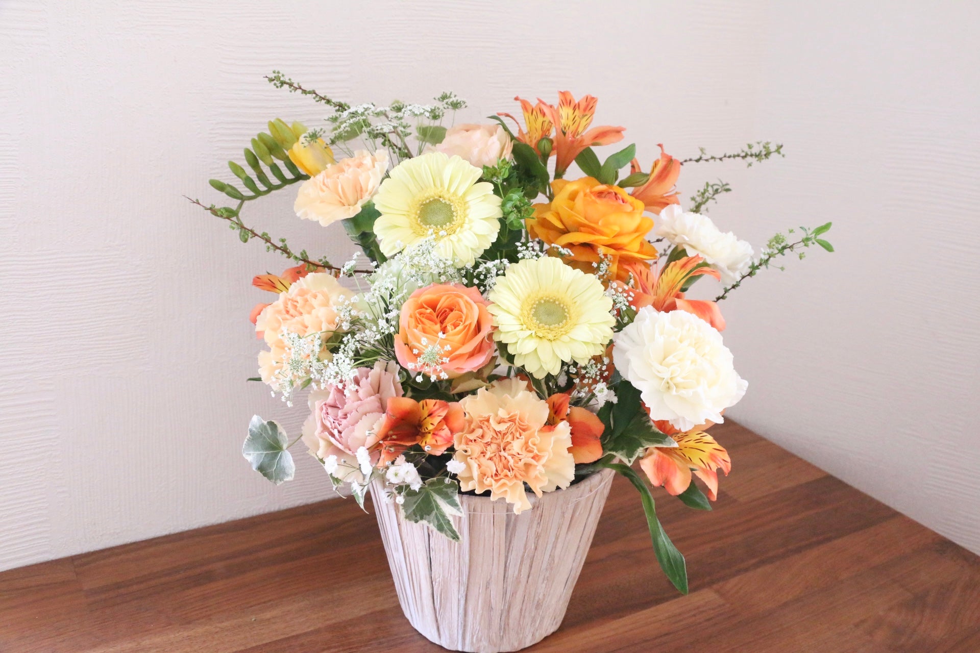 黄色・オレンジ色のアレンジメント 8,000円 – 花・花束の通販