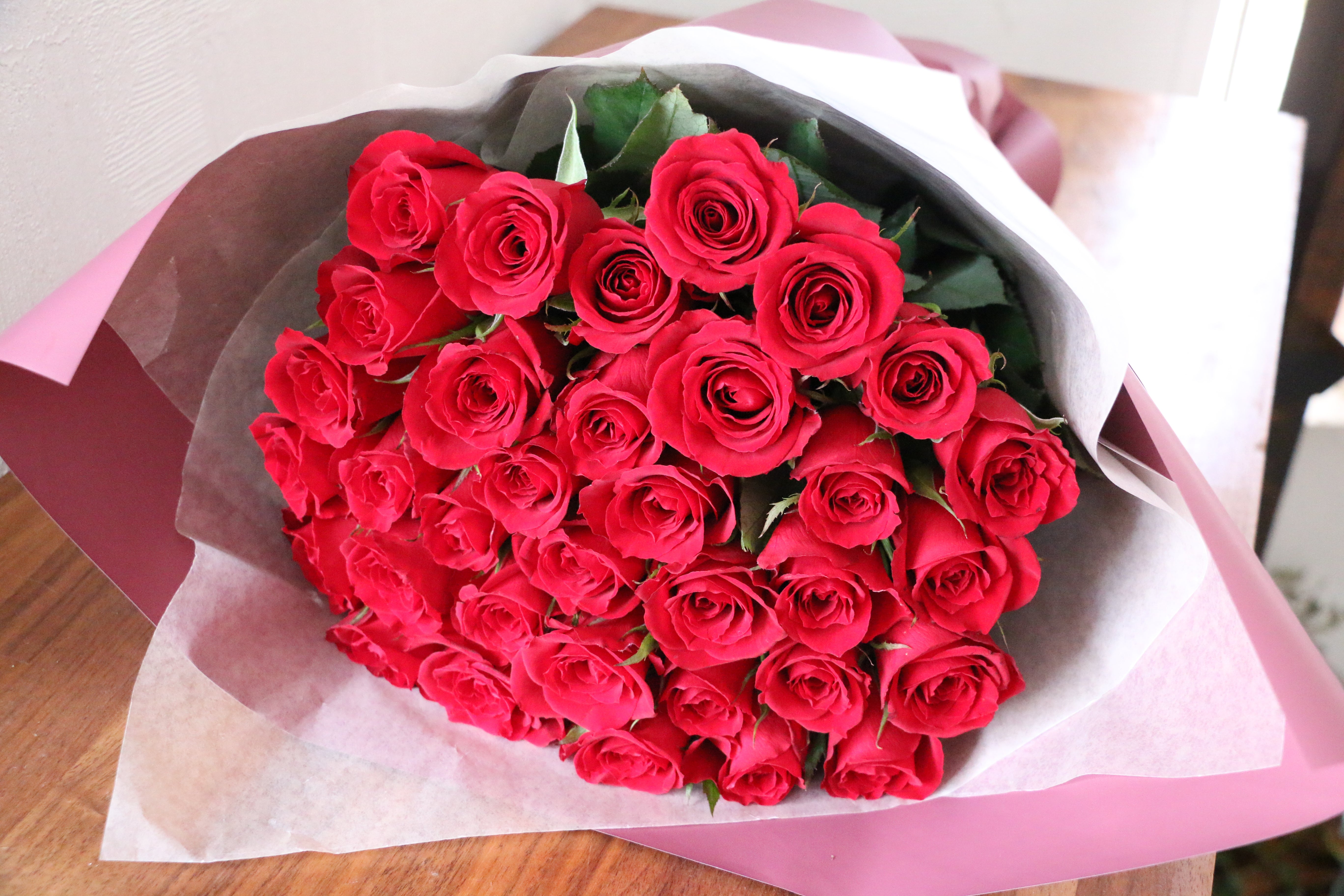 【赤い薔薇】 Manセット 34本のバラの花束-あなたに感謝しています – 花・花束の通販サイト