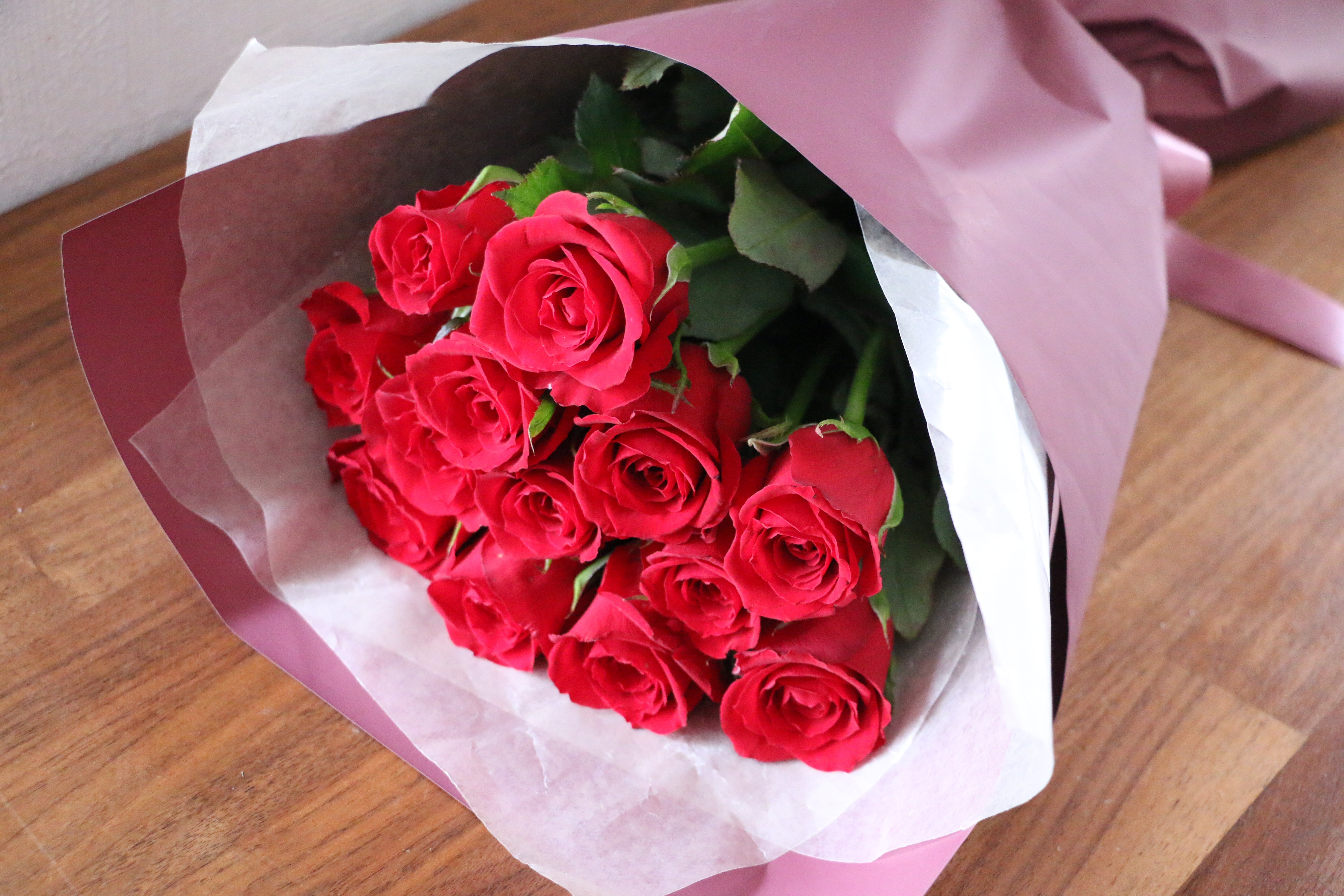 遺品整理　中国切手 未使用 5冊 バラ 薔薇 遺品整理 中国切手 未使用 5冊 バラ 薔薇 遺品整理 中国切手 未使用