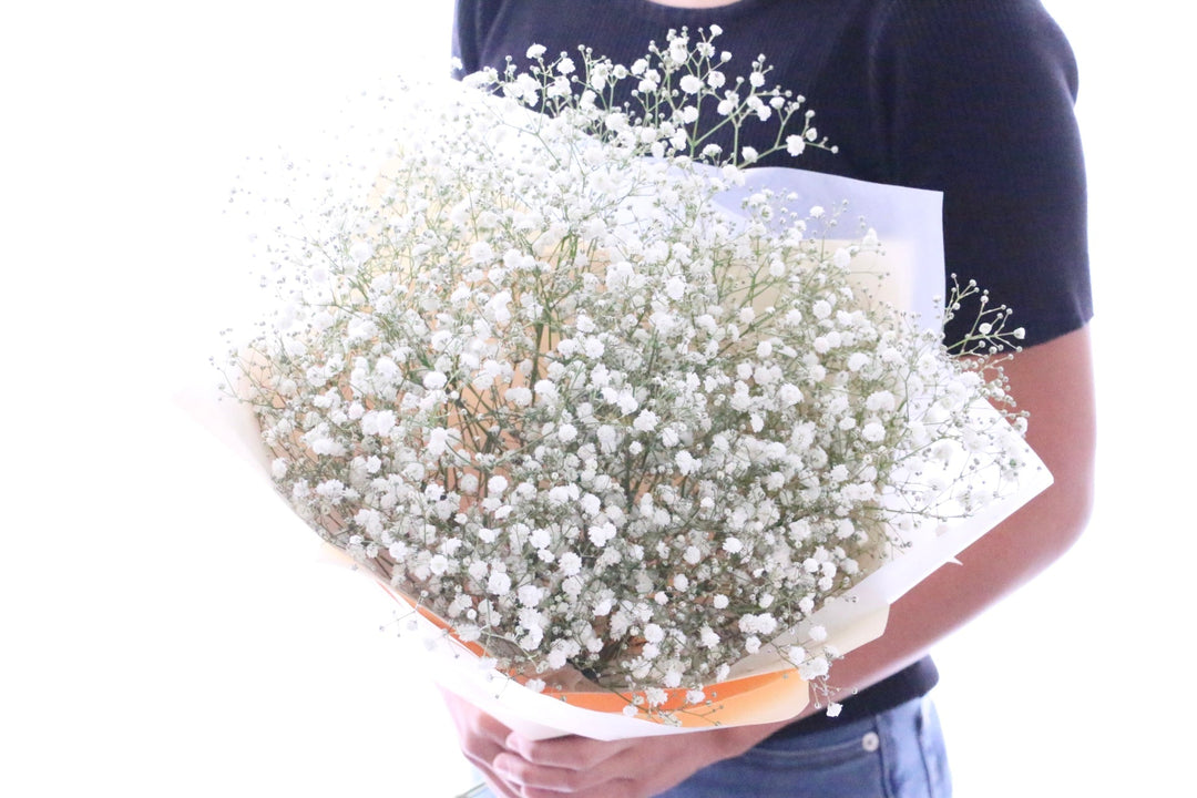 プロポーズの花束でバラ以外のおすすめのお花（16種類）を花屋がご紹介します。