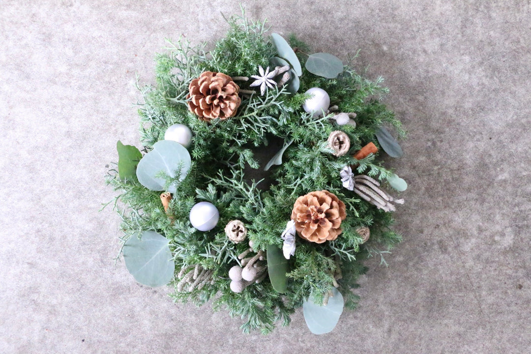 クリスマスリースはいつから飾る？いつまで飾るかも含めた最適なタイミングをご紹介！