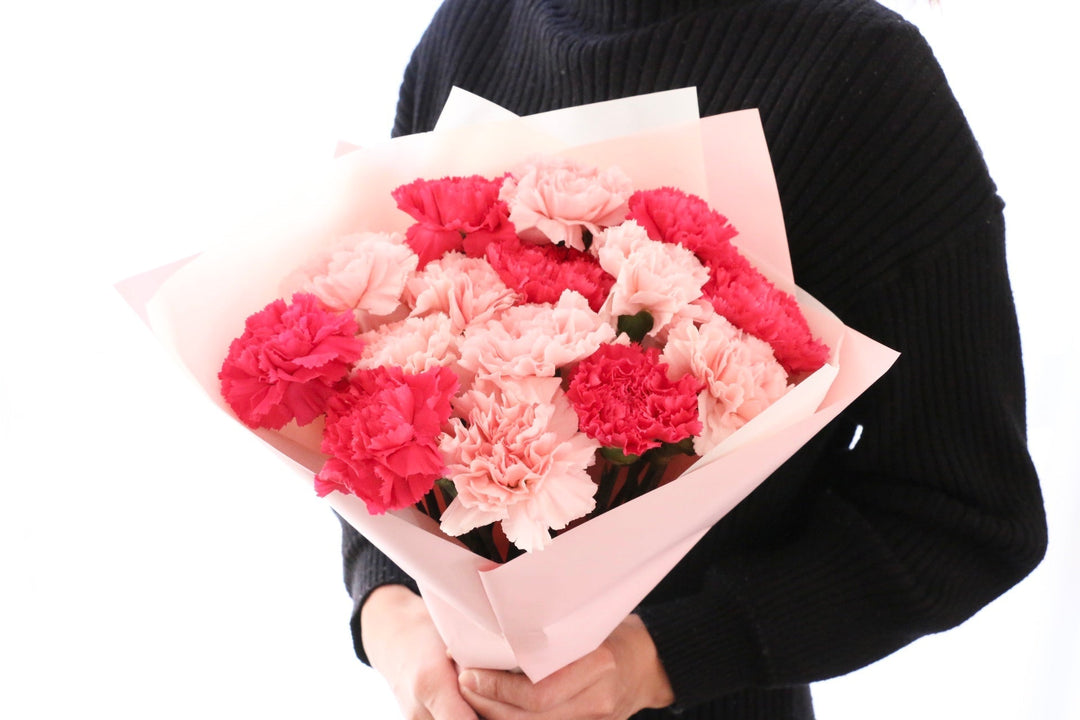 両親に贈る結婚記念日の花束｜おすすめの花言葉をご紹介！