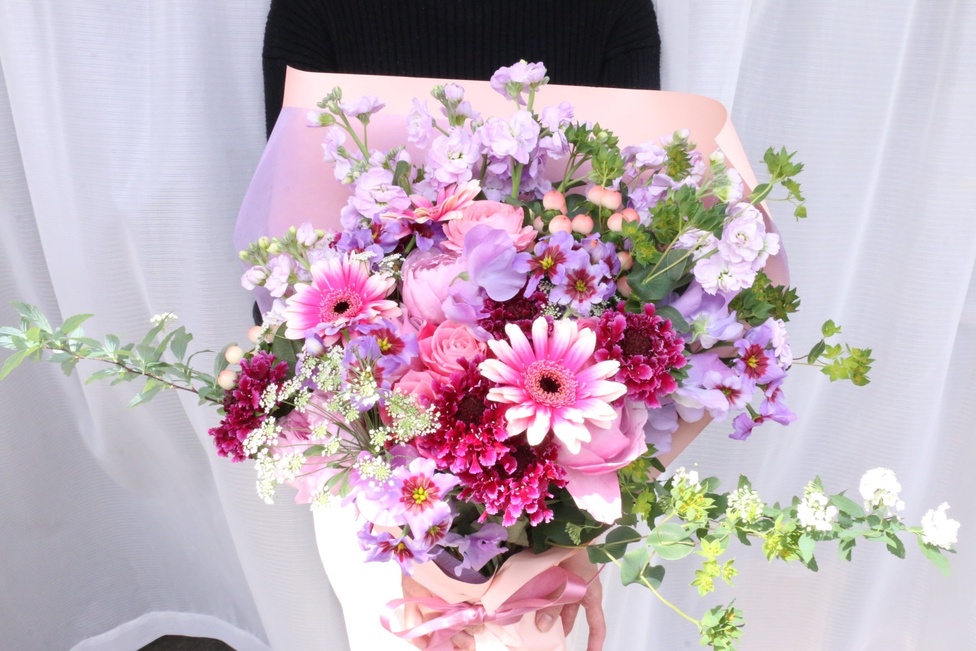 紫色の花束・ブーケ