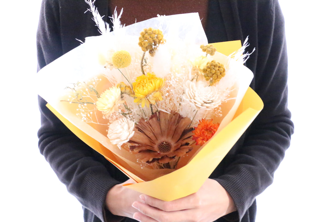 黄色のドライフラワーの花束 Sサイズ　3,000円