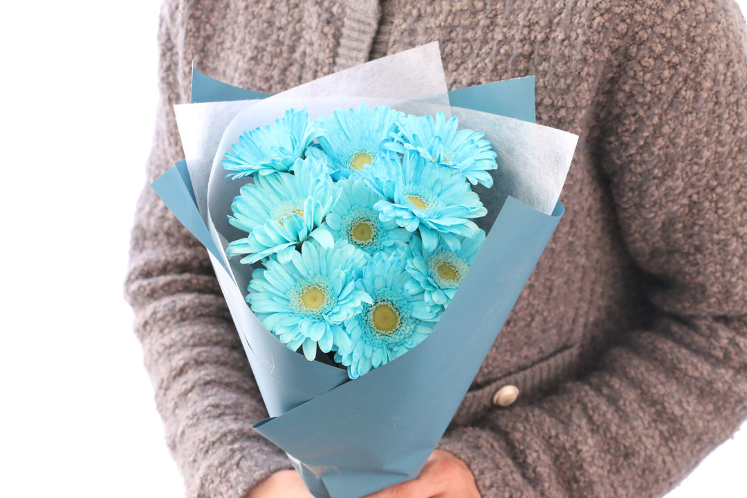 水色のガーベラの花束（9本）-いつまでも一緒にいてください