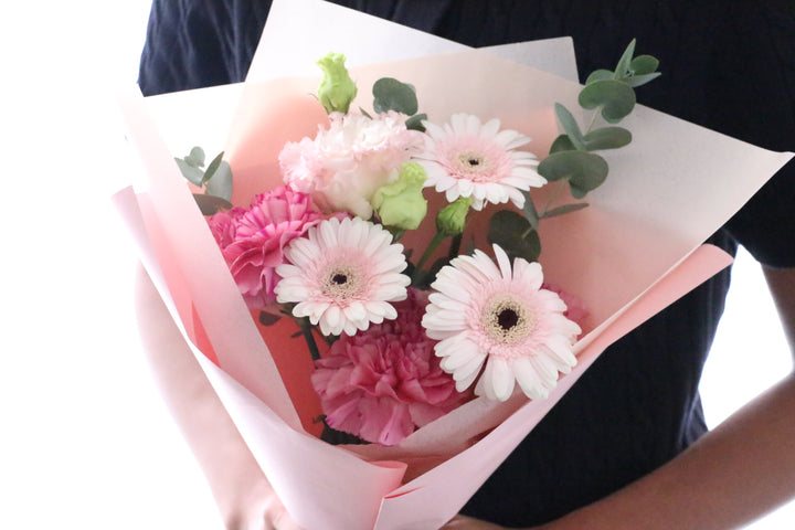 ピンクガーベラ入りの花束 Sサイズ 3,000円