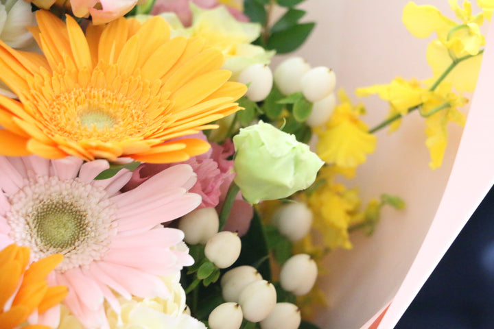 ピンク・黄色の花束  10,000円
