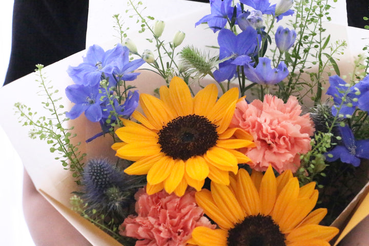 【父の日限定】ひまわり入り花束Sサイズ
