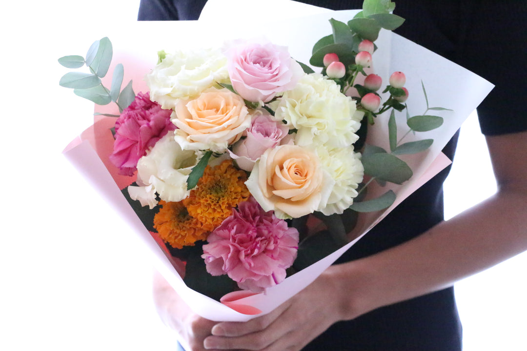 ピンク・黄色の花束  6,000円