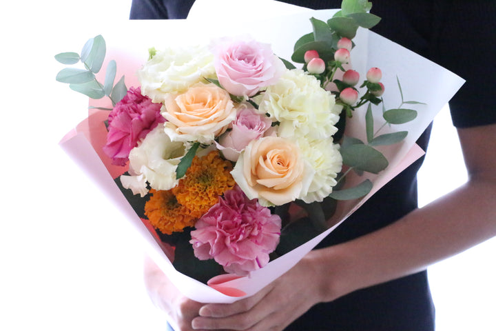 ピンク・黄色の花束  6,000円