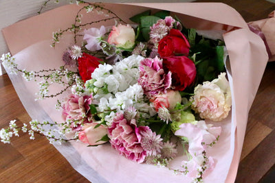ピンク系の花束 8,000円