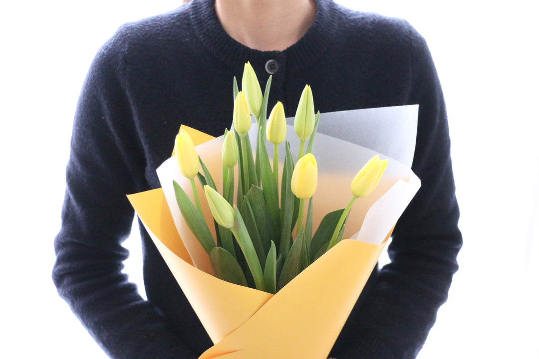 黄色のチューリップの花束（9本）