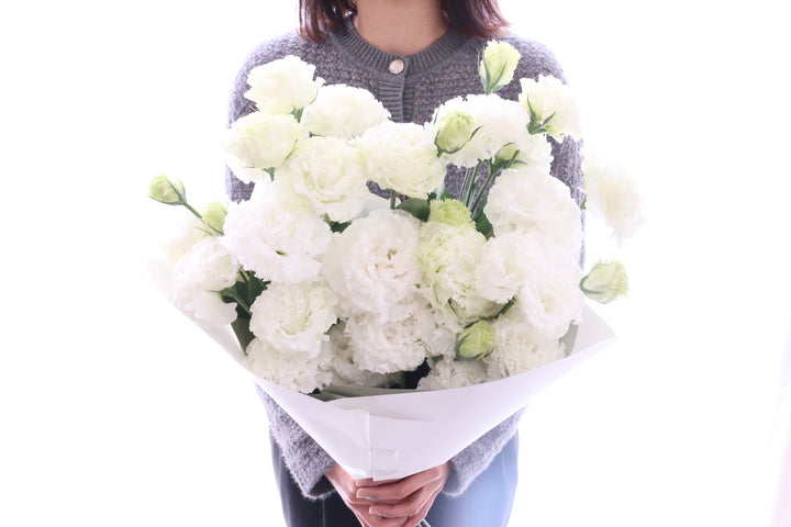 白いトルコキキョウの花束（10本）