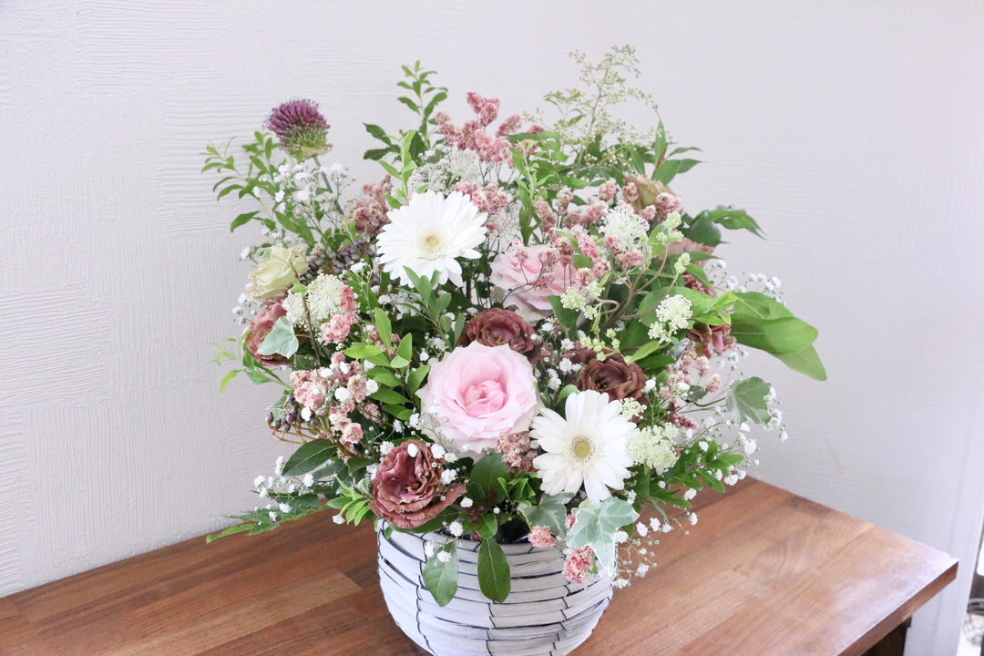 草花系アレンジメント　ピンク　8,000円