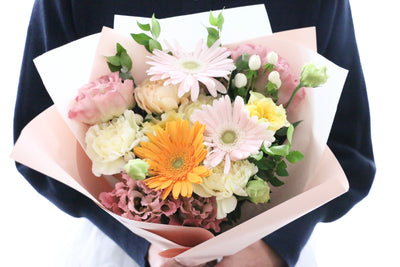 ピンク・黄色の花束  6,000円