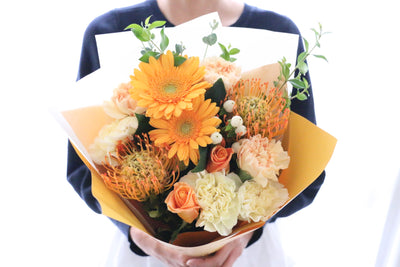 黄色・オレンジ色の花束 7,000円