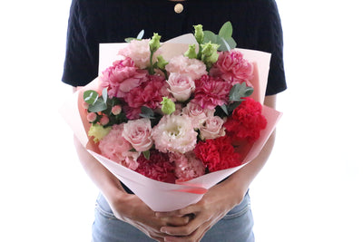 ピンク系の花束 9,000円