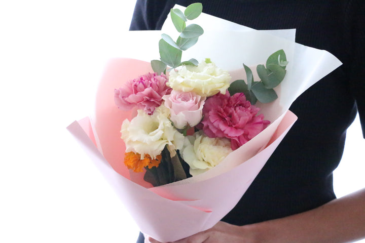 ピンク・黄色の花束  3,000円