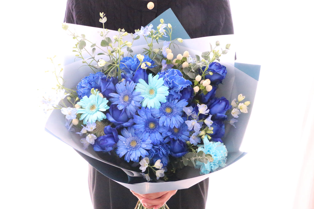 水色・青・白の花束 15,000円