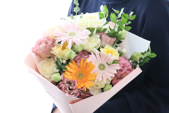 ピンク・黄色の花束  7,000円