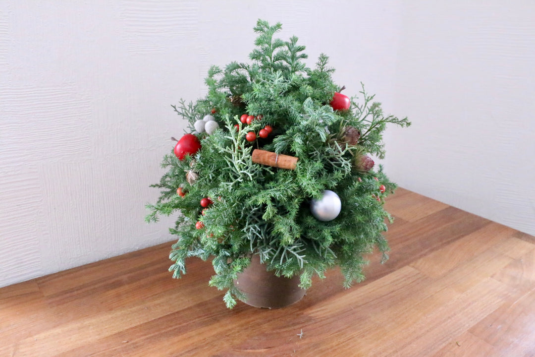 クリスマスツリーアレンジメント　Mサイズ　5,000円