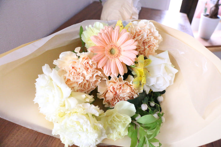 黄色・オレンジの花束　4,000円サイズ