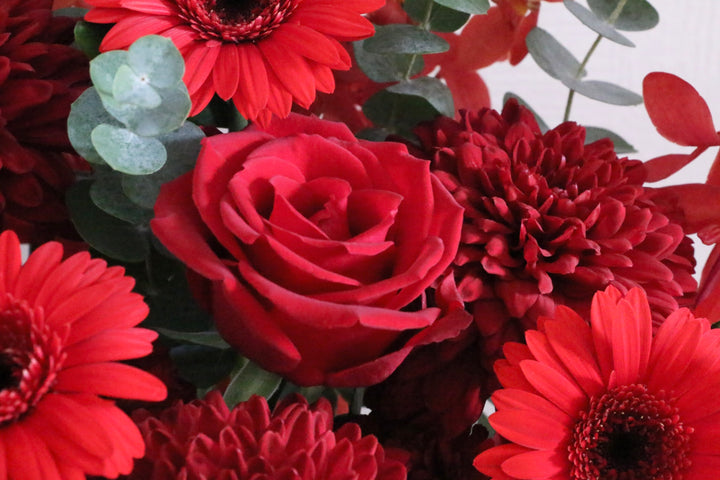 赤色のアレンジメント 9,000円