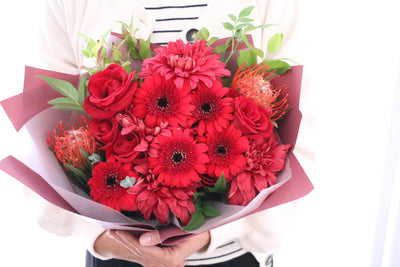 赤色の花束 10,000円