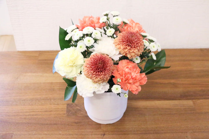 【供花】白色・黄色・オレンジ色のお供えアレンジメント 5,000円
