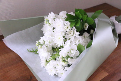 【供花】白色・グリーンのお供え花束 5,000円