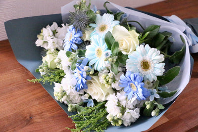 水色・青・白の花束 10,000円