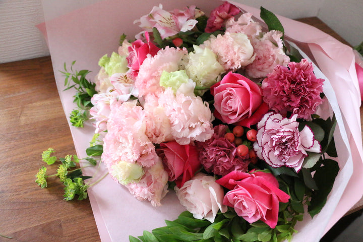 ピンク系の花束　12,000円サイズ