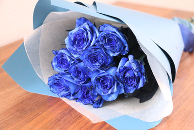 9本の青いバラの花束-いつも一緒にいてください