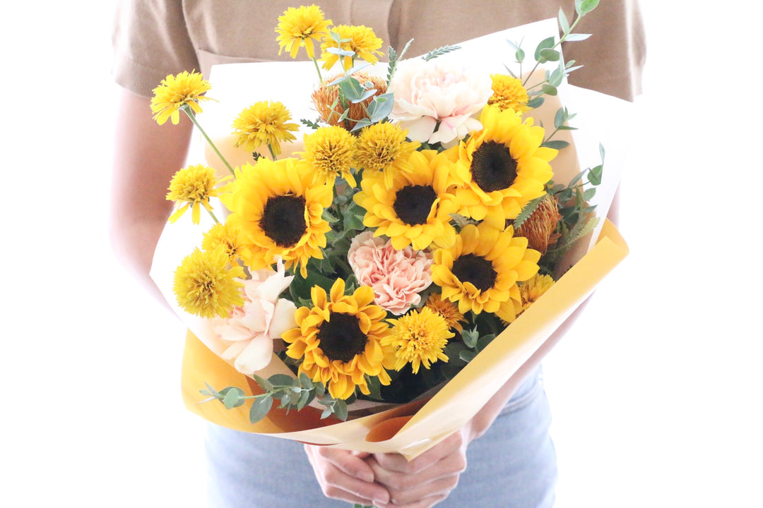 ひまわり入りの花束 5,000円