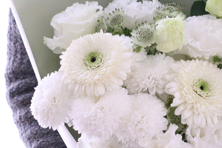 【供花】白色・グリーンのお供え花束 6,000円