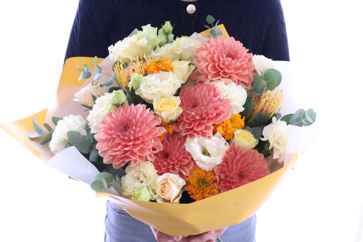 黄色・オレンジ色の花束 15,000円
