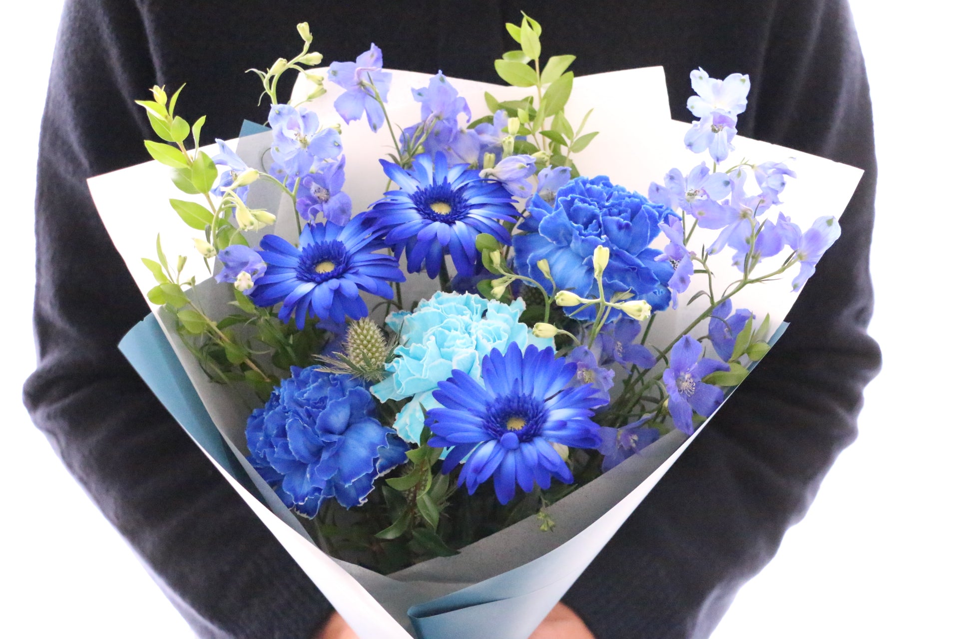 花束・アレンジメント AQUA 水色・青のアレンジメント – 花・花束の通販サイト｜HanaTaku