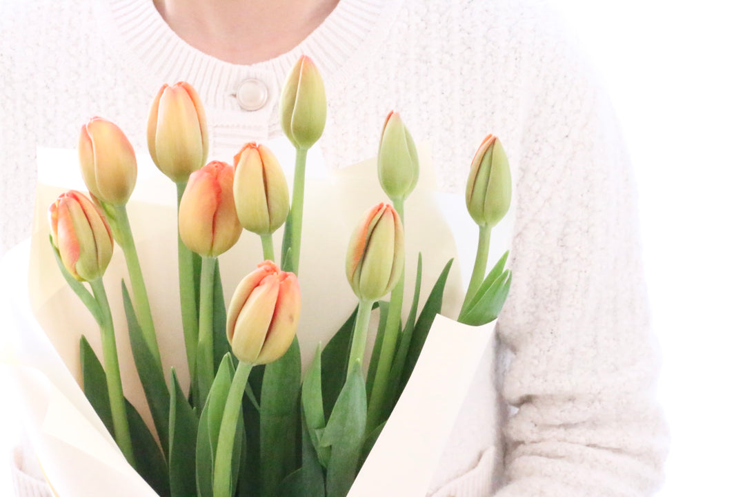 オレンジのチューリップの花束（10本）