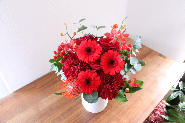 赤色のアレンジメント 7,000円